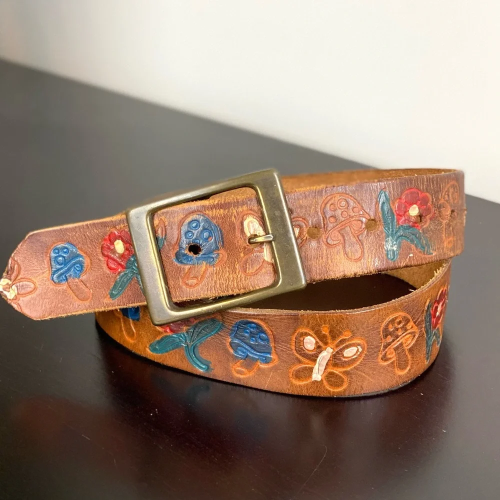 Vintage Leather BOHO hippie embossed mushroom & butterfly Belt Unisex Size 29-32